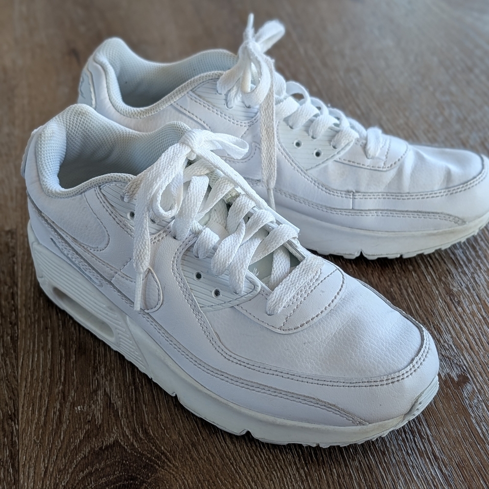 2022 Nike Air Max 90 LTR White Youth Running Shoes! Size 5Y $120.00